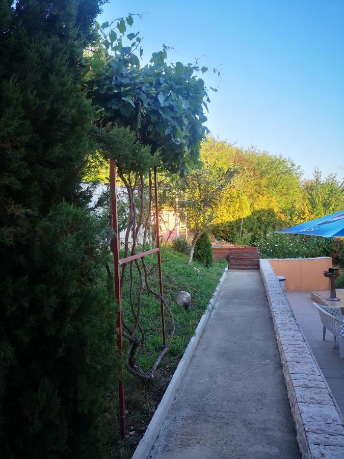 Apartamento Complex Karia III Kavarna Exterior foto