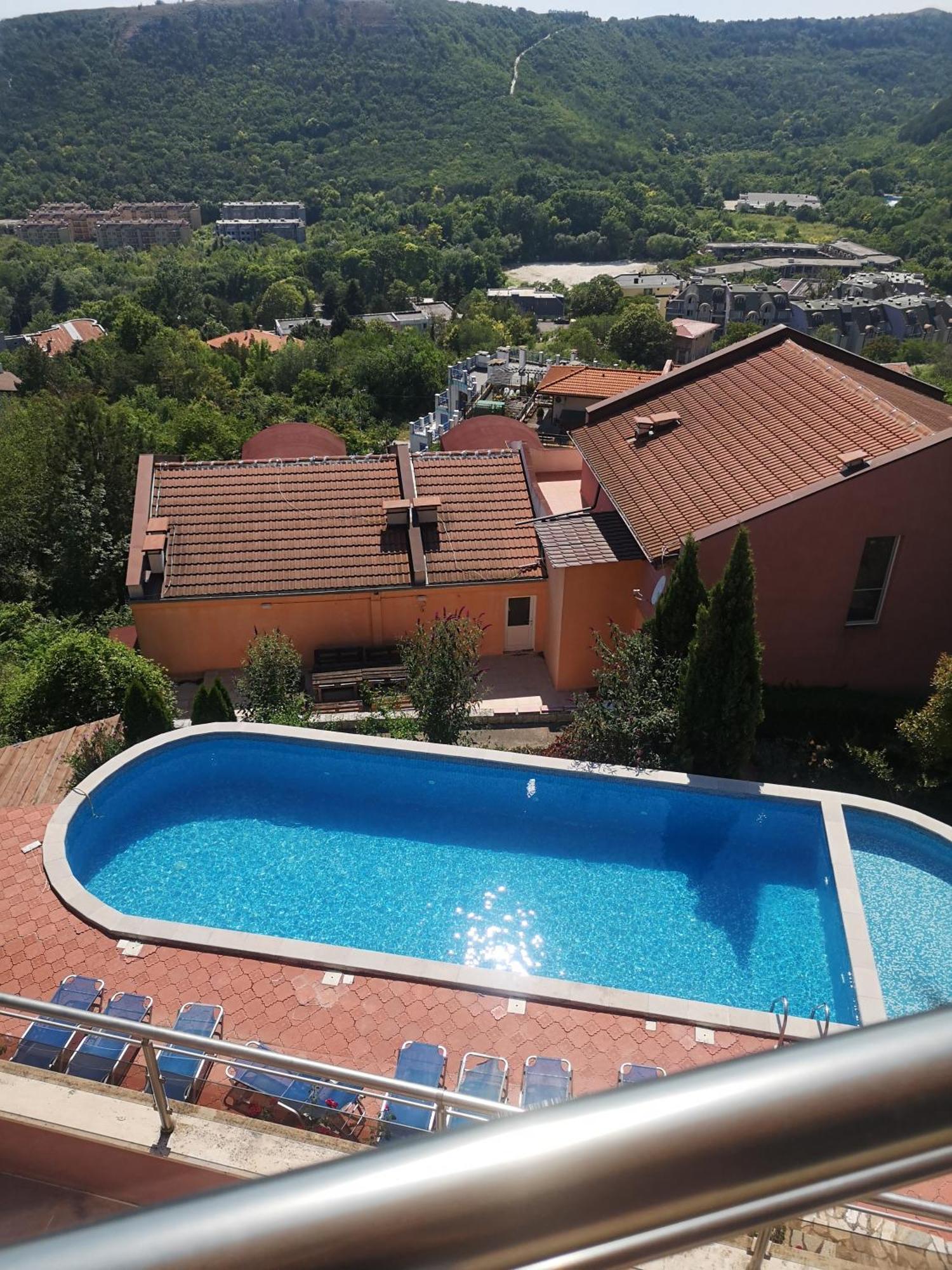 Apartamento Complex Karia III Kavarna Exterior foto